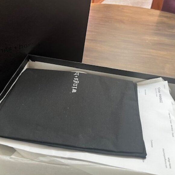 Super Rare - NWT - Wings + Horns Court-Hi Top Sneaker - SZ 44 - Picture 4 of 11